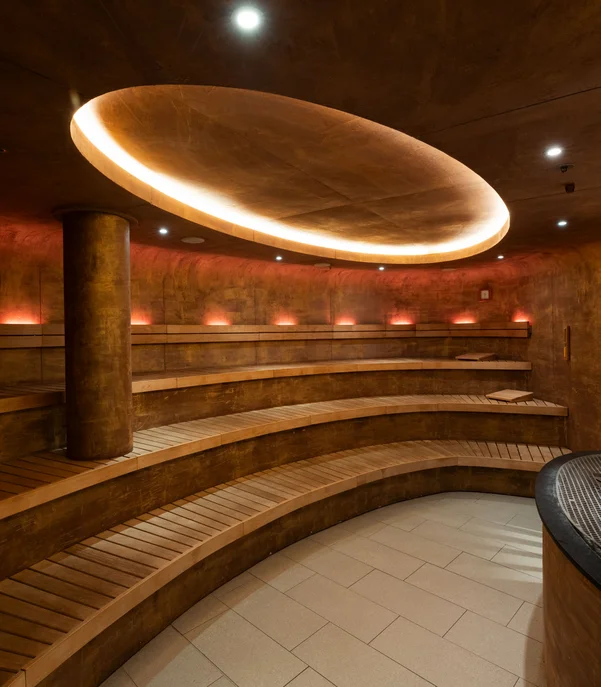 In Kitzbühel ein Hotel mit Pool, bitte.