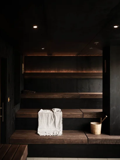 In Kitzbühel ein Hotel mit Pool, bitte.